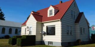 4Bd/1Ba Two Story House - Available to View! Gallery 3