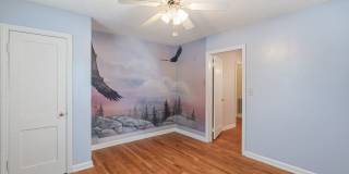 1315 East Red Bud Road Gallery 15