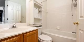 2209 COMMISSARY Circle Gallery 20