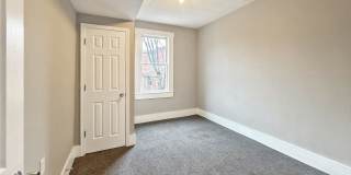 Modern Finishes, In-Unit Laundry & Bright Living Spaces Gallery 15