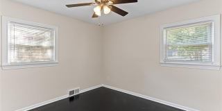1653 London Avenue Gallery 15
