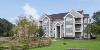 The Village at Auburn Apartments Gallery 29