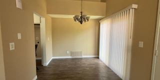 East Lancaster Condo Gallery 12