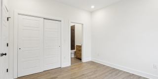 6155 Ridge Avenue - 303 6155 Ridge Avenue - 303 Gallery 1