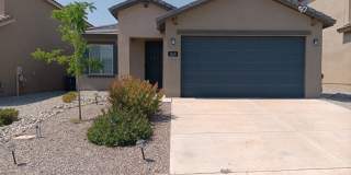 3 Bedroom, 2 Bathroom Home! Schedule a Showing! Gallery 1