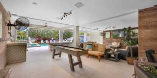 1076 NE Little River Dr Gallery 27