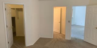 Townhome living, close to freeway, and downtown!!! Gallery 10