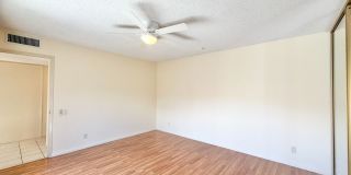 AVAILABLE NOW!! 3 Bedroom 2.5 Bathroom House in Palm Springs! Gallery 21
