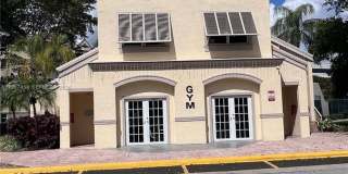 8215 Lake Dr Gallery 40