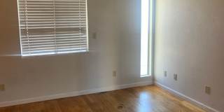 4052 Iowa Street Gallery 7