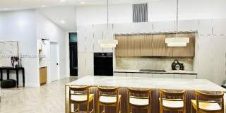 2475 NW 25th St Gallery 5