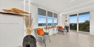 1147 Hillsboro Mile Gallery 17
