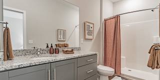 The NinetyNine Gallery 22