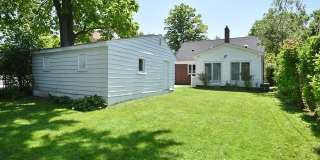 2453 WINDEMERE Road Gallery 38