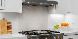 3305 Rivington Gallery 7