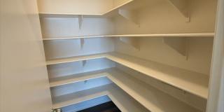 5 Bedroom on Falcon Gallery 42