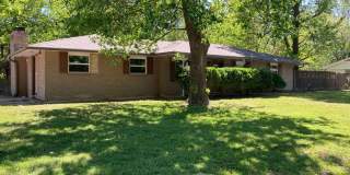 Newly Renovated Home in the heart of Springdale ! Gallery 1