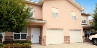 1490 Bentley Circle Gallery 1