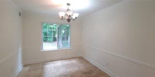190 Barrington Drive E Gallery 10