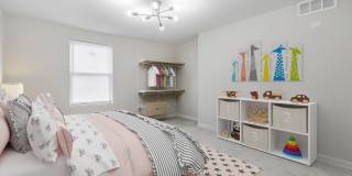 1235 N BOND Street Gallery 16