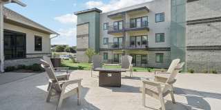 The Laredo Gallery 16