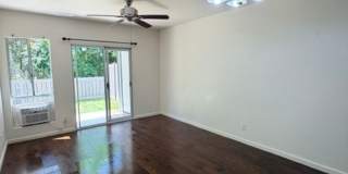 Streamside at Launani Valley 3 bedroom/2 bath with 2 parking Gallery 3