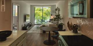 Ascent at Metropolitan Naples Gallery 3