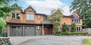 4bd/2.5ba Kirkland House Gallery 1