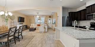 BEAUTIFUL 4-BEDROOM HOME IN NORTHEAST CROSSING Gallery 8