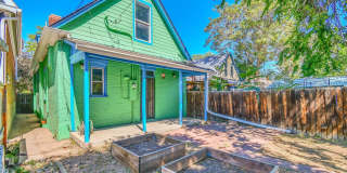 Charming Victorian Home in the Desirable Cole Neighborhood!- Available Early July!! Gallery 25
