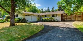 South Eugene Gem! Single-Level 3BD/2BA w/ Fireplace & Park-Like Backyard Gallery 1
