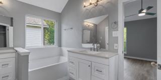 700 Creekmont Drive, Round Rock, Texas 78681 Gallery 24