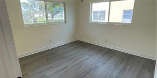 233 Cape Coral Parkway E Gallery 8
