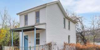2 Bedroom Home in Braddock, PA Gallery 1