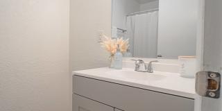 The Willows Gallery 8