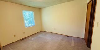 2 Bedroom, 1.5 Townhouse Gallery 14