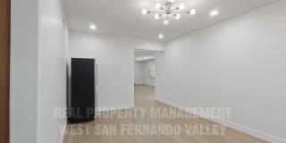 Stunning 3bd Home with Private Outdoor Oasis Gallery 11