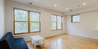 323 Jackson St Gallery 3