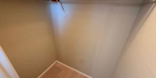 Updated 4x2 Buckeye Home *NO* Carpet & Downstairs Primary Bed! Gallery 30