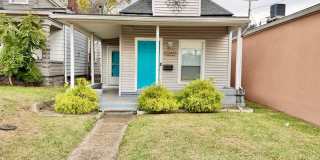 1349 S Preston St - 1 Bedroom Plus Bonus Room House in Shelby Park, Fenced Yard, Off-Street Parking, Pets OKAY! Gallery 1