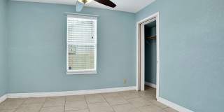 Charming 4-Bedroom Home near Downtown SA! Charming 4-Bedroom Home near Downtown SA! Gallery 12