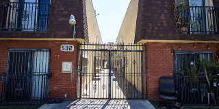 532 N Juanita Ave Gallery 2