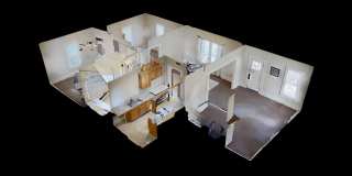 Down Stairs Apartment in Springfield Gallery 19