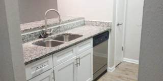 Waters Edge Apartments Gallery 17