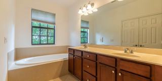 10283 Wellington Parc Drive Gallery 22