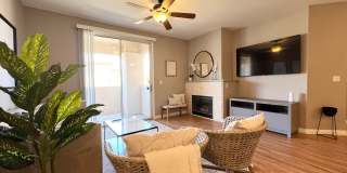 CHARMING FURNISHED 3BD/2BA CONDO W/ 2-CAR GARAGE! NEW FLOORING! Gallery 5