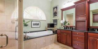 6605 STONINGTON DRIVE N Gallery 39