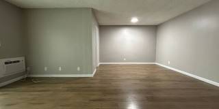Tarzana Five Apartments Gallery 26