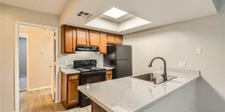 Rise Midtown Apartments Gallery 38