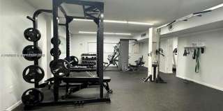 605 Ives Dairy Rd Gallery 40